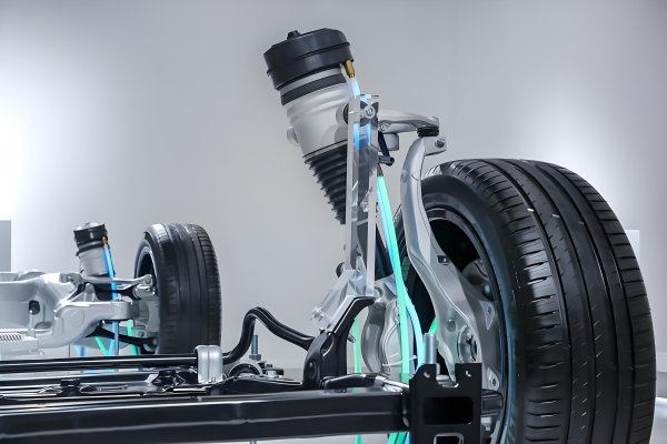 实倍网 不到30万，带空悬的纯电车已经这么多了？